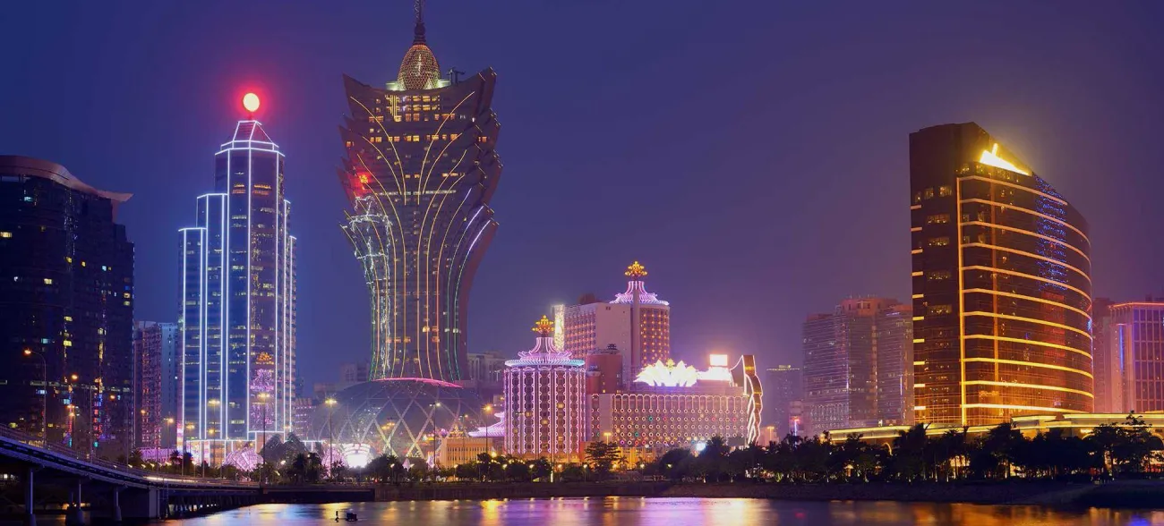 Macau Overview - The Last Vegas of the East